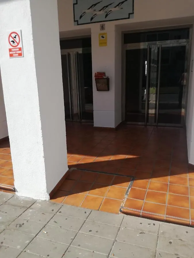 Marbella Sleeps 8 Aircon Fast Wifi 63 Inch Tv Secure Underground Parking Free Netflix 0*,