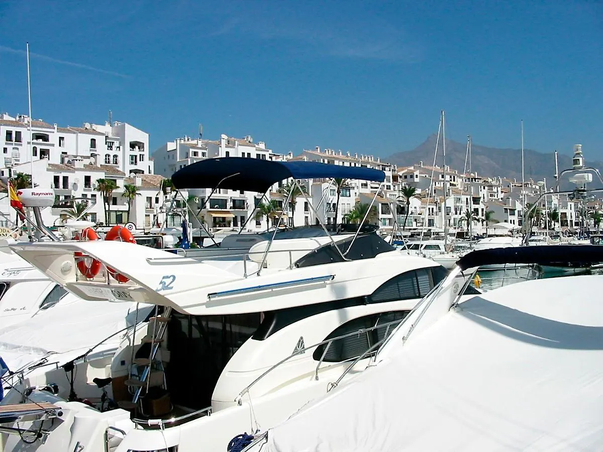 Marbella Sleeps 8 Aircon Fast Wifi 63 Inch Tv Secure Underground Parking Free Netflix 0*,