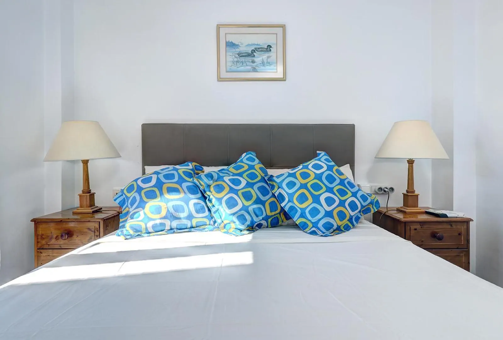Lägenhet Marbella Sleeps 8 Aircon Fast Wifi 63 Inch Tv Secure Underground Parking Free Netflix